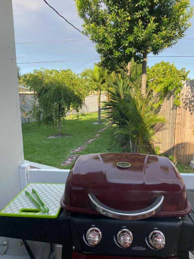 Cozy Studio Near Atlantic Ave W/Private Patio Leilighet Delray Beach Eksteriør bilde